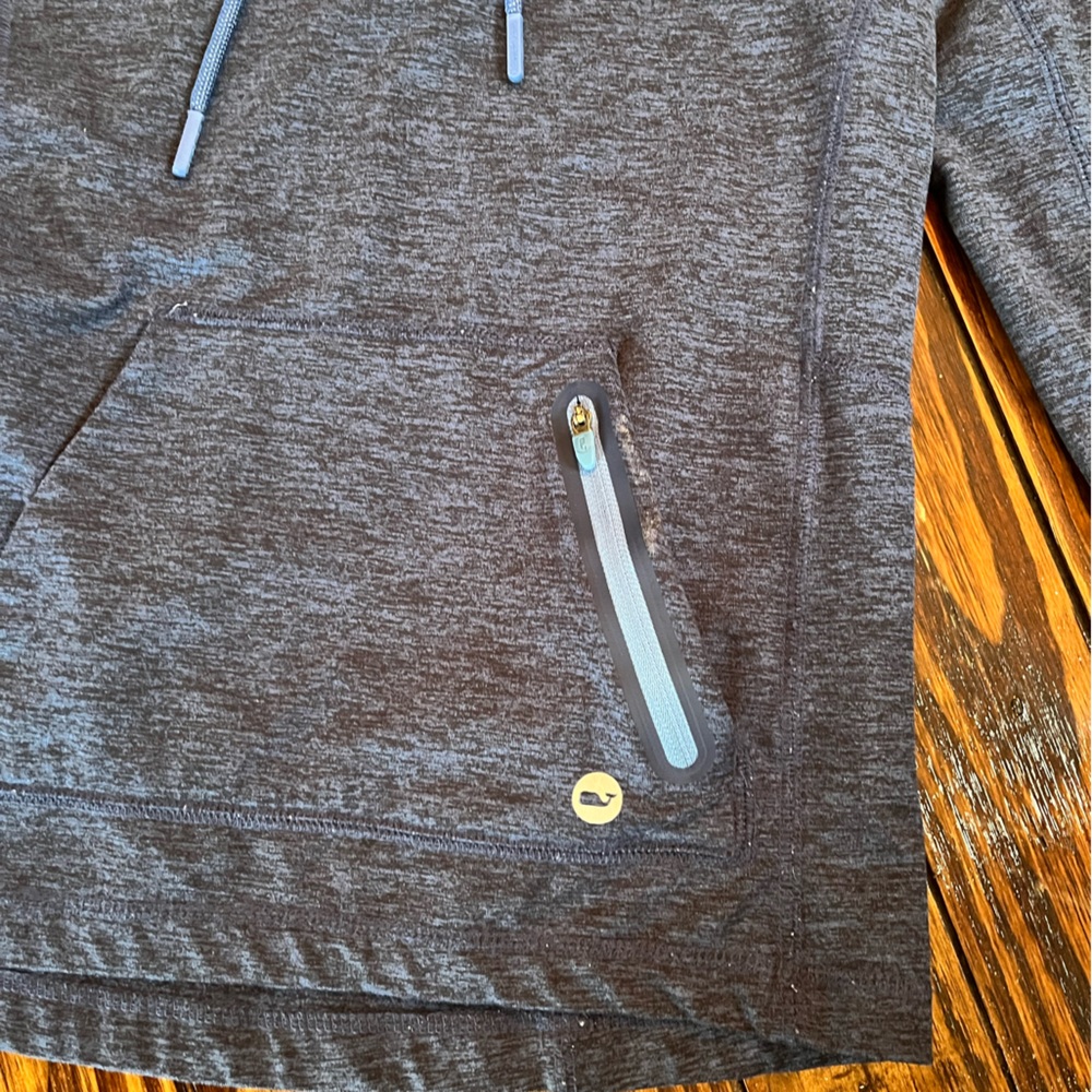 Women’s Vineyard Vines Performance Pullover - image 2